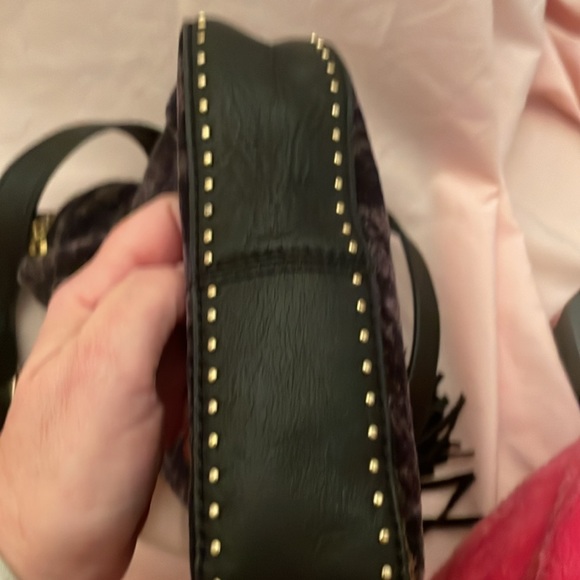 Juicy Couture Black Shoulder Bag velvet snake print soft material - Picture 13 of 16
